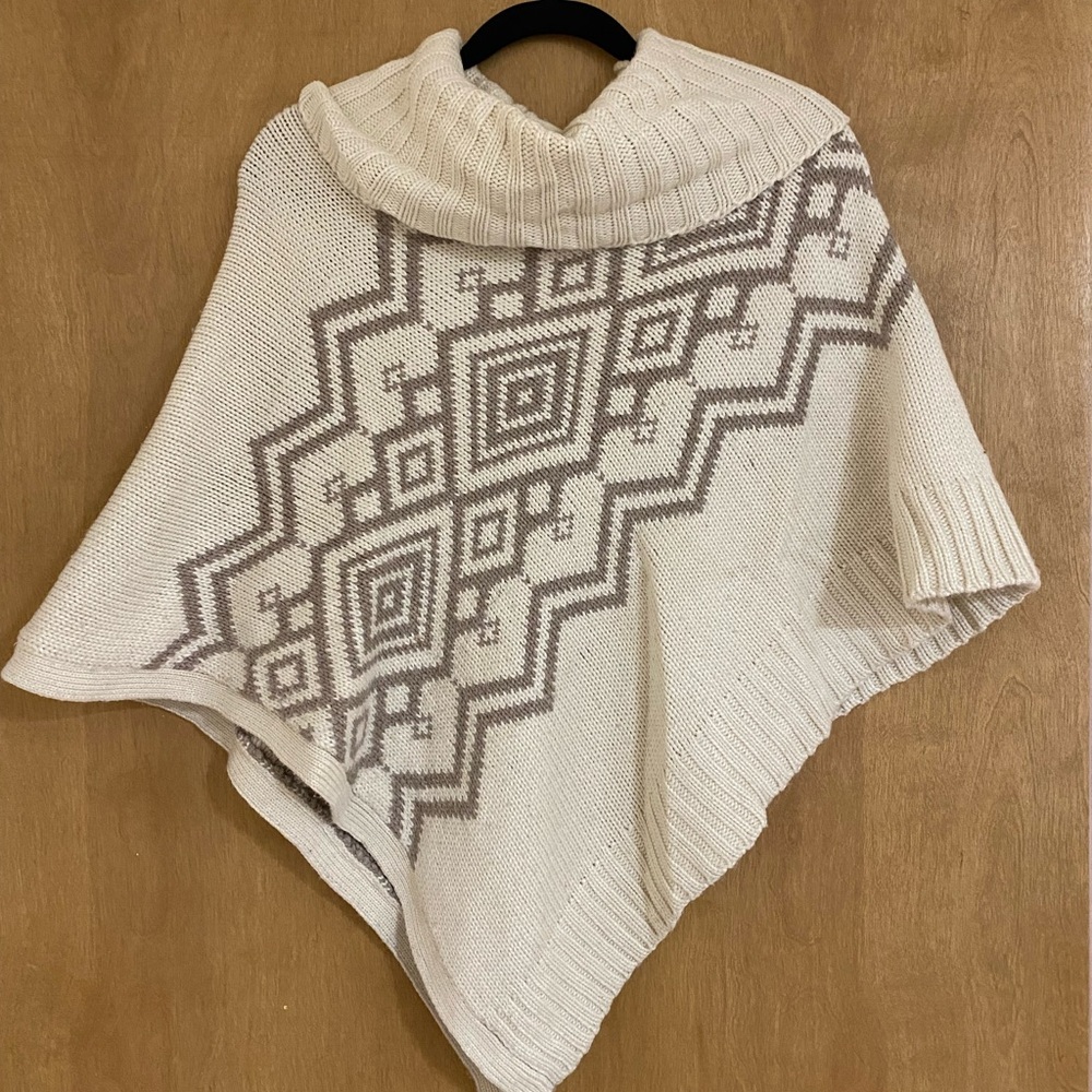 Sweater poncho